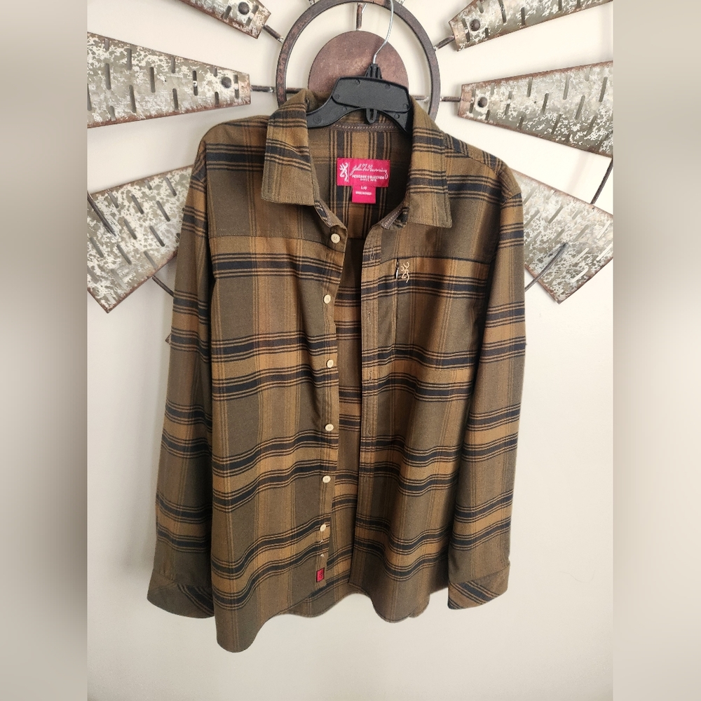 Men's Large Browning button down shirt